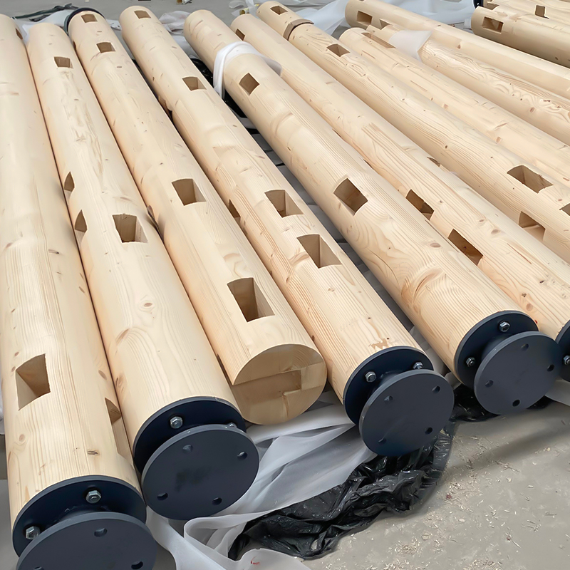Poutre et poteau en bois lamellé-collé en pin